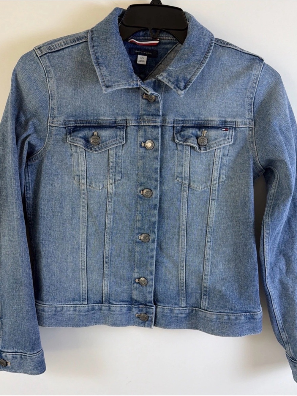 Tommy Hilfiger Women's Medium Wash Denim Trucker Jacket Size S/P